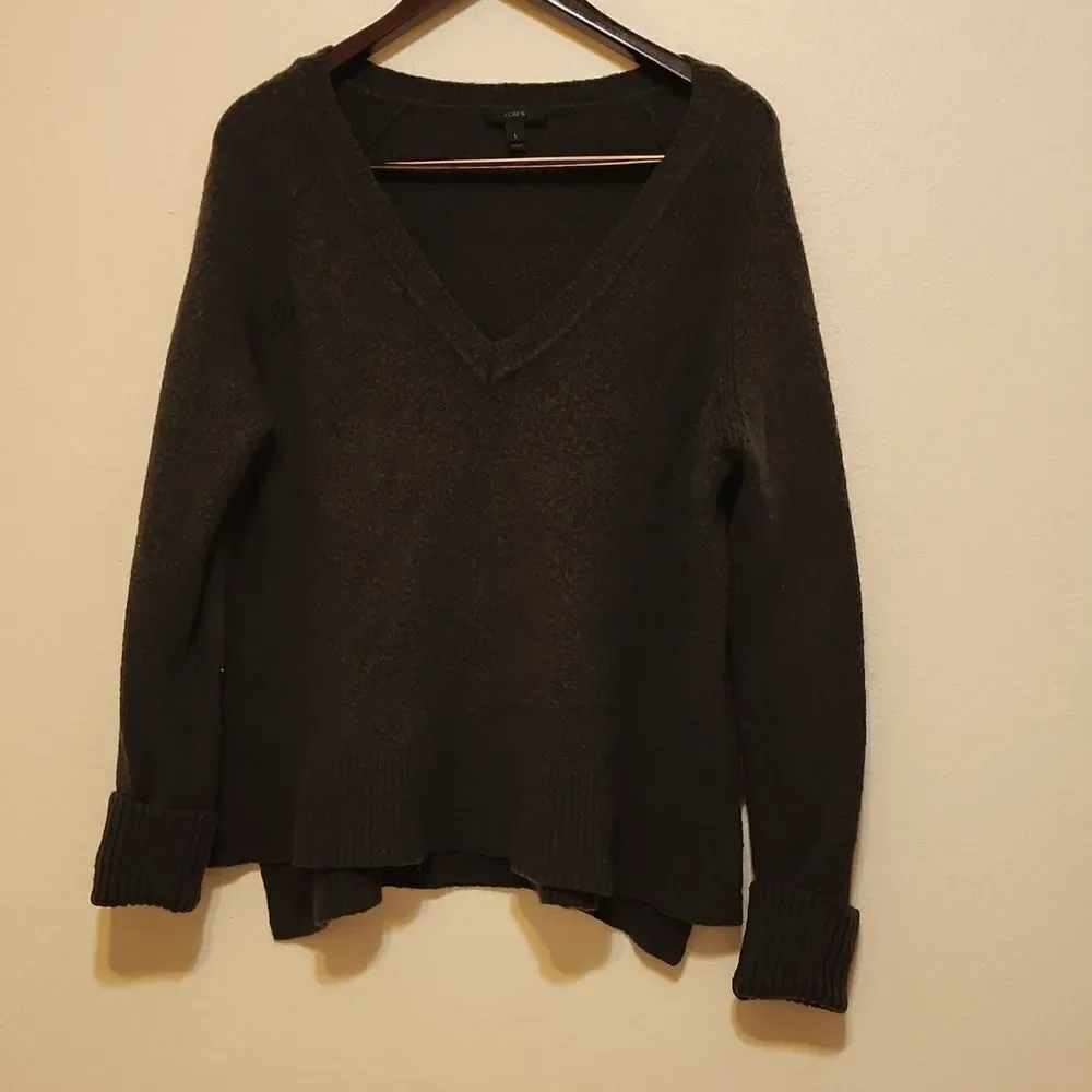 J Crew Wool‎ Blend Forest Green V neck sweater size large
